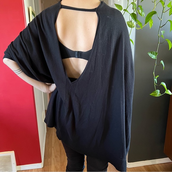 LuLu Free to Coast Wrap - Picture 5 of 6